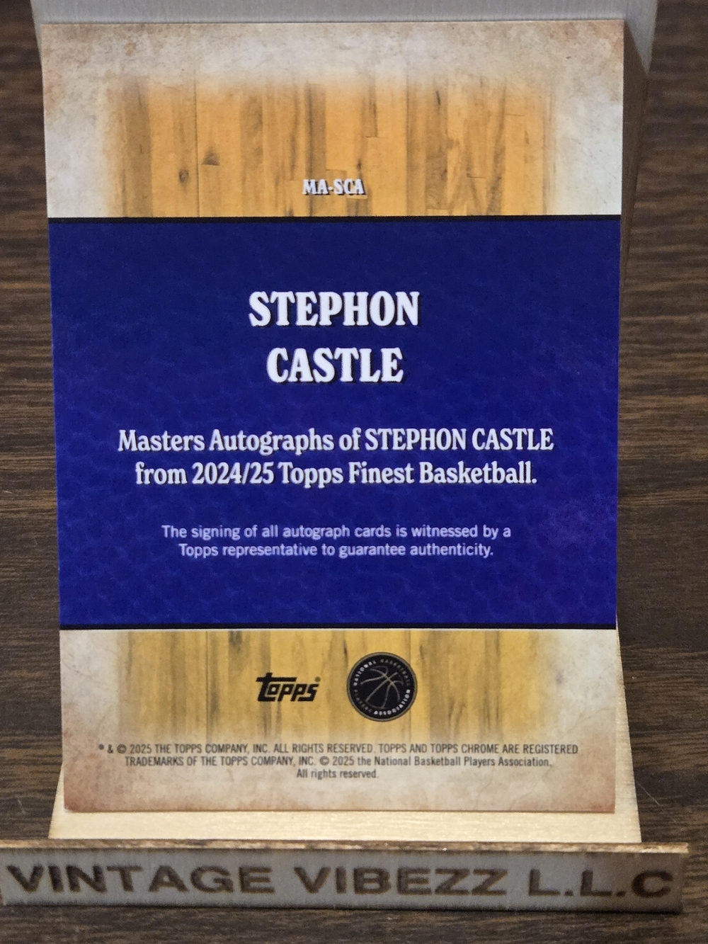 Stephon Castle 34/50 Gold Autograph Basketball Trading Card - Picture 9 of 11